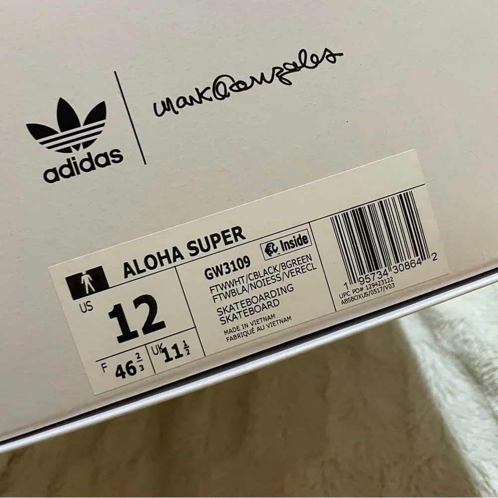 Adidas aloha super gonz cloud white black KOOLS